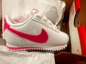Big Kid's Nike Cortez White/Laser Fuchsia (DM0952 104) Size 4c - Picture 1 of 6