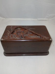 Alte chinesische geschnitzte Schatulle aus Holz - Bild 1 von 11