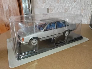 1/24 Kastenmodell Opel Senator A1  - Bild 1 von 3