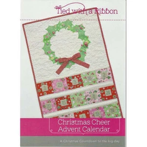 Atado con un patrón de cinta: Calendario de Adviento de Navidad - Imagen 1 de 2
