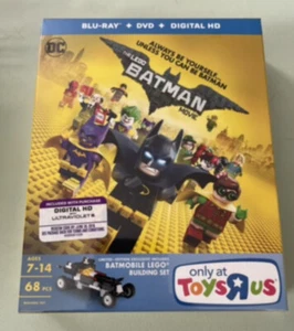 The Lego Batman Movie Blu-Ray/DVD Batmobile Lego Toys R Us Exclusive NEW SEALED - Picture 1 of 3