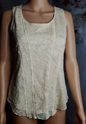 TOP REGATA DRESSBARN ALL LACE TAMANHO S AMARELO SEM MANGAS ÓTIMO ESTADO  - Imagem 1 de 4