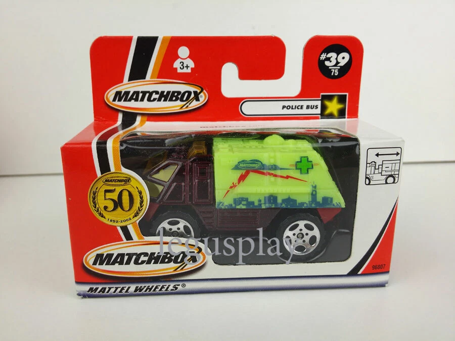 Matchbox Diecast 1/64 96807 Autobus Di Polizia #39/75 50° Anniversario - Immagine 1 di 1