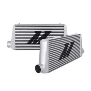 Mishimoto Universal Intercooler R-Line - Foto 1 di 5