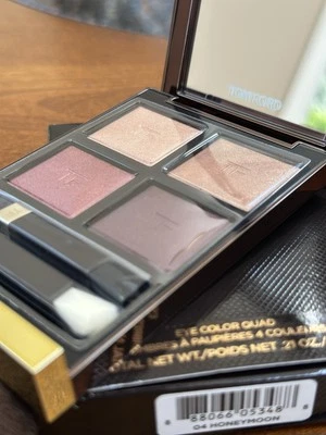 Tom Ford Color de Ojos Quad Crema 04 Luna de Miel .18 OZ / 5.2 g Nuevo En Caja Foto 1 de 2