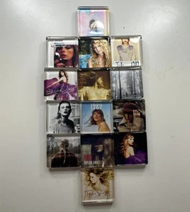Juego de 14 azulejos de vidrio con imanes de nevera mini cristal Taylor Swift para álbum - Imagen 1 de 1