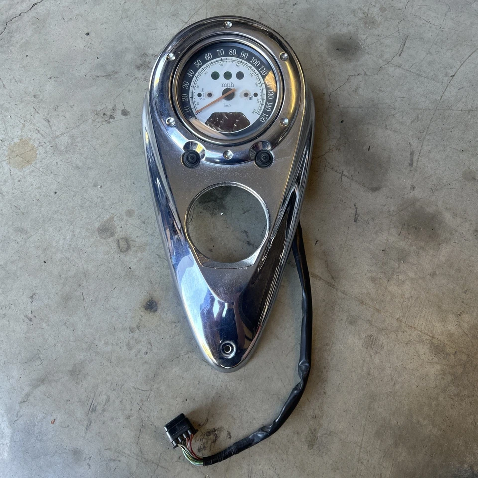 Velocímetro Kawasaki Vulcan 2000 2004-2009 con cubierta cromada Foto 1 de 4