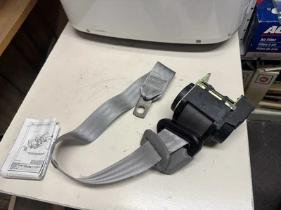 Kit de cinturón de seguridad GM (lado retractor). *gris. Nuevo stock antiguo. PN 12369680 Foto 1 de 4