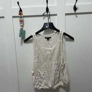 Top American Eagle Bohemio Encaje Talla Mediana Blanco Romántico Boho Recortado - Imagen 1 de 6