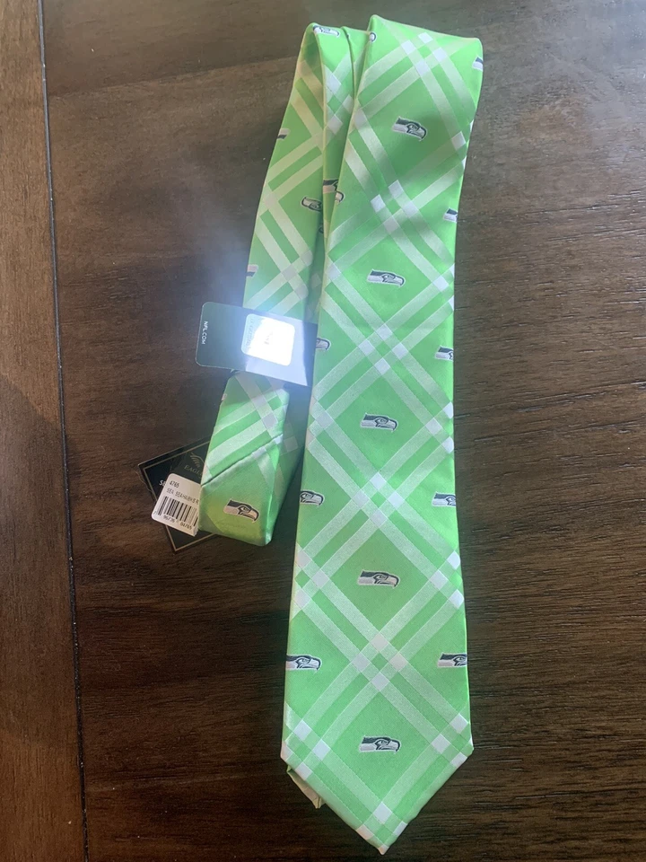 Seattle Seahawks Mens Necktie New Excellent - Image 1 of 1