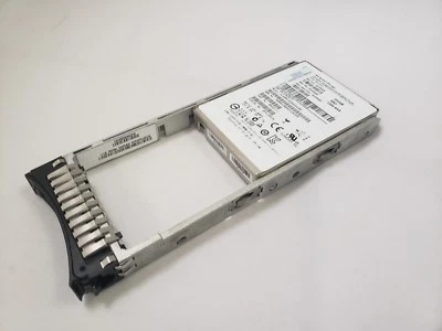 IBM 00AR329 200GB 12 Gb SAS 2.5 Inch Flash Drive 2076 V7000 - Image 1 of 2