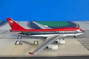 Northwest Boeing 747-400 N676NW 2000s colors 1:400 scale diecast AeroClassics - Picture 1 of 1