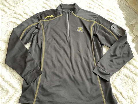 Wichita State Shockers Mens Large Black Long Sleeve 1/4 Zip Ping Performance Cover