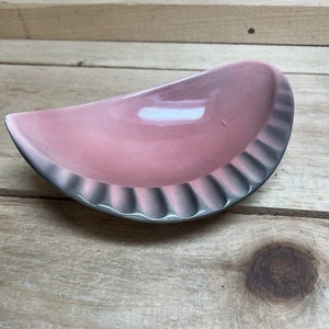 Posacenere vintage metà secolo moderno grande 8 1/2" x 5 1/2" rosa/grigio - Made in USA - Foto 1 di 10