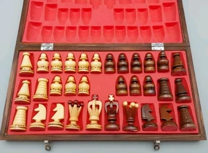 Chess Set In Case (Doubles As Board) (B03) - Picture 1 of 8