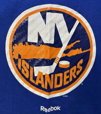 New York Islanders Shirt Reebok Men’s NHL Blue Graphic Short Sleeve Large New - Image 1 of 4