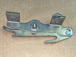 Corvette door glass window stabilizer adjuster bracket LH 84,85-87,88,89,90,91 - Picture 1 of 3