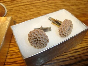 1 Pair #2 Dusty BROWN Flower Blossom Design Hamilton Silver Plated Cuff links. - Picture 1 of 3