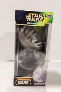 Star Wars Death Galaxy Spielset 33/4" Darth Vader Kammer abnehmbarer Helm Figur - Bild 1 von 2