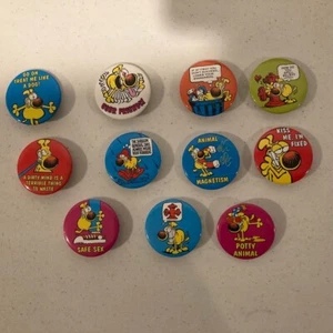 Menge 11 Mutter Gans & GRIMM GRIMMY Pinback KNÖPFE lustig! - Bild 1 von 4