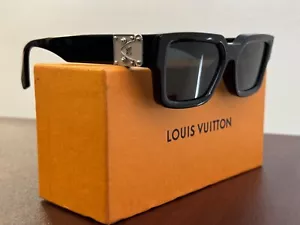 louis vuitton match sunglasses - black with silver accents - Picture 1 of 9
