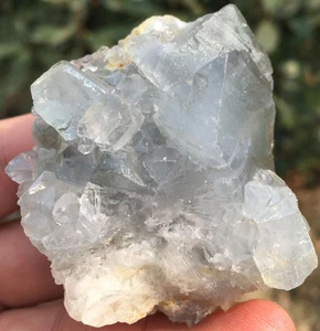 173 g 1 pieza Cristal Gema Llamativo CELESTE Azul Cielo Dentro de una Geoda Grava ic2620 - Imagen 1 de 12