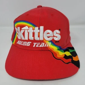 Skittles Racing Team 1998 Vintage rote Snapback-Mütze mit Regenbogen-Design - Bild 1 von 6