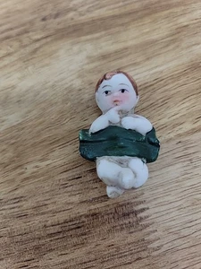 Kleine Porzellan Jesuskind Ersatzfigur 2 Zoll unbeschriftet - Bild 1 von 5