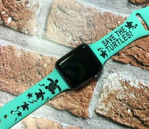 TSB Custom Made Save The Turtles Laser Engraved Silicone Watch Band Comp/Apple - Photo 1 sur 11