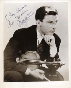 Nathan MILSTEIN (Violinist): Signed Photograph with Violin - Picture 1 of 1