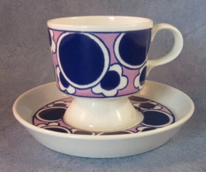 ARABIA DI FINLANDIA, Tazza da caffè e piattino vintage Pauliina, Ottime condizioni - Foto 1 di 3