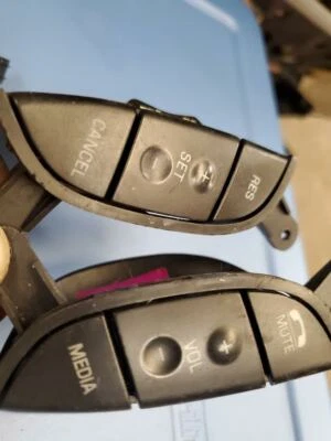 Interruptores de volante Lincoln LS 2003 2004 2005 2006 Foto 1 de 2