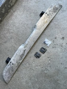 1989/95 TOYOTA 4RUNNER REAR roof SPOILER - W/Brackets and Screws OEM Unpainted - Foto 1 di 5