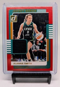 2025 Donruss WNBA * ALANNA SMITH - Jersey Series - Patch - Bild 1 von 2