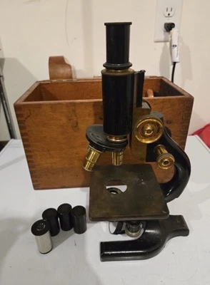 Vintage  Spencer Buffalo USA microscope USA - Image 1 of 4