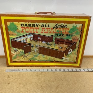 Vintage 1968 Marx Fort Apache Carry All Action Tin case - Picture 1 of 24