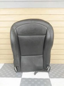 Corvette 2014-2019 OEM RH asiento de paso cubierta inferior cuero - Imagen 1 de 6