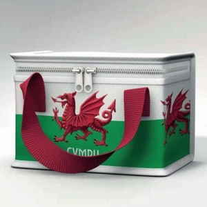 Wales Welsh Dragon Cymru Cool Bag/Lunch Bag Official Merchandise - NEW UK STOCK - Picture 1 of 2