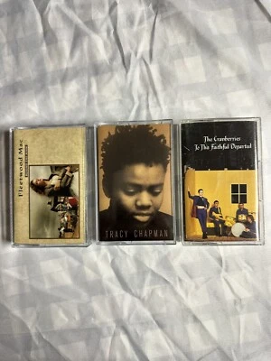 Tracy Chapman Fleetwood Mac The Cranberries Cassette Bundle Lot VG+ - Image 1 of 3