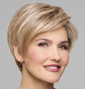 Parrucca di grano Raquel Welch Monologo Petite Media RL14/22SS SS - Nuova - Foto 1 di 8
