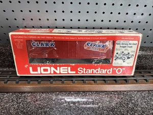 LIONEL O GAUGE #6-9809 Clark Candy Bar Advertising Reefer Original Box See Pics - Picture 1 of 4
