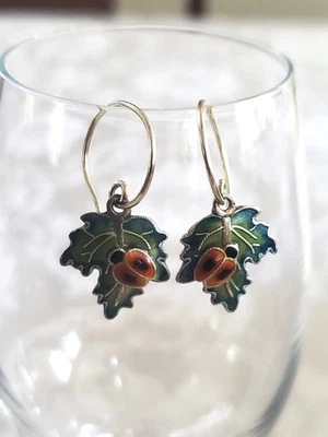 Pendientes de Alambre Hoja Ladybug Plata Esmalte Rojo Verde Vintage RARO Foto 1 de 4