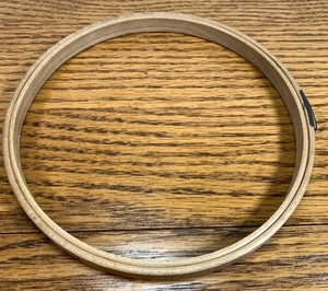 Vintage Wood Embroidery Hoop 6" Gibbs Hold Tite Spring Tension Non Felt USA - Picture 1 of 4