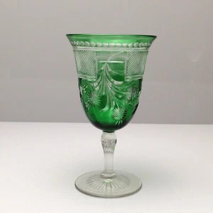 Stevens and Williams Intaglio Cut Emerald Green Cut to Clear Wine Glass 1930s - Picture 1 of 3