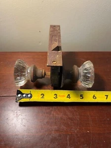Antique Pair of Glass Door Knobs and Plates - Bild 1 von 6
