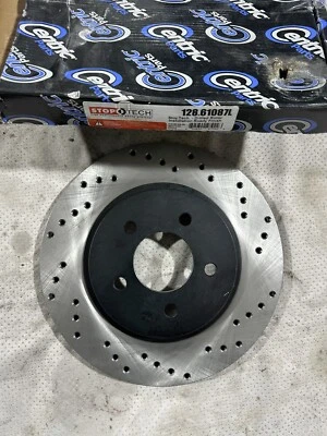 Левый задний тормозной ротор StopTech 128,61087 л - 2007-2014 Ford Mustang - Изображение 1 из 2