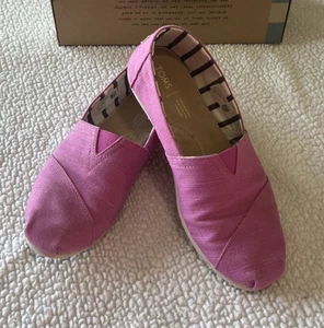 Zapatos clásicos de lona Tom's para mujer talla 9,5 ciruela roja Heritage en caja - Imagen 1 de 7