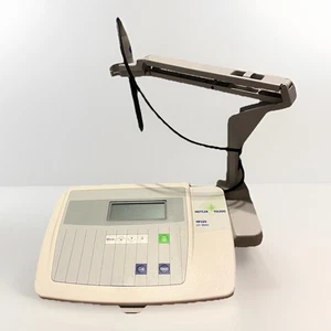 Mettler Toledo MP220 Benchtop Ph Meter WIth Probe and Stand - Tested & Works - Picture 1 of 6
