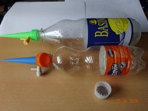 Bewässerungsspitzen mit Hahn für handelsübliche PET Flaschen, für Blumentöpfe. - Bild 1 von 5