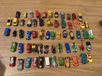 Hot Wheels/Matchbox Toy Car Lot Of 62 Vehicles John Deere - Image 1 of 4